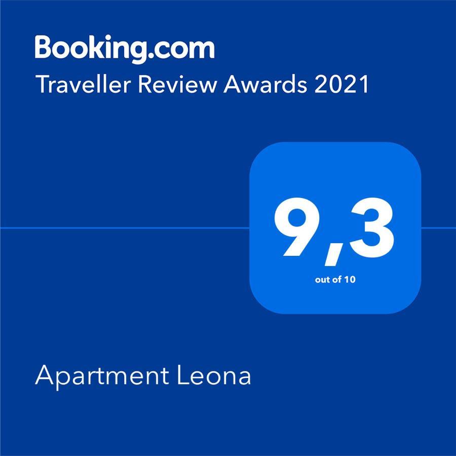 Apartment Leona Pola Esterno foto