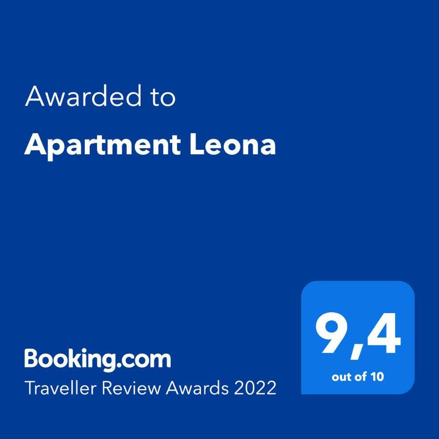 Apartment Leona Pola Esterno foto